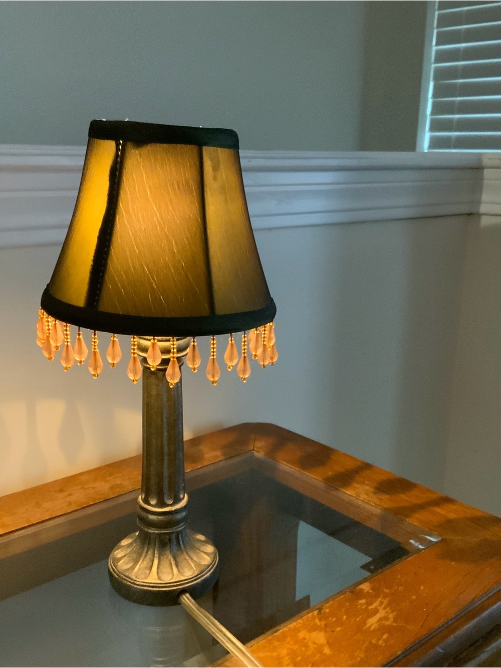Vintage Style Beaded Table Lamp Amber Fringe Green Shade Bronze Base 11" Works